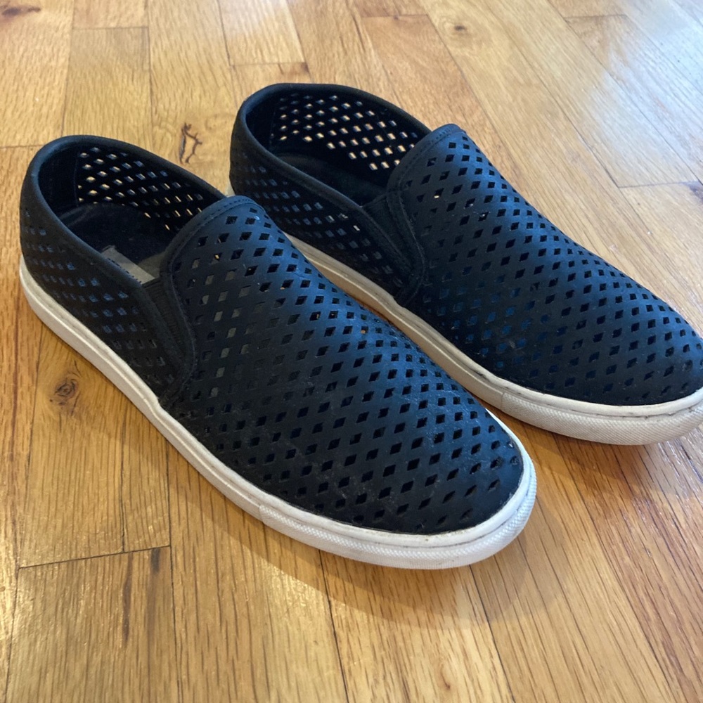 Steve Madden Slip-On Black Sneakers